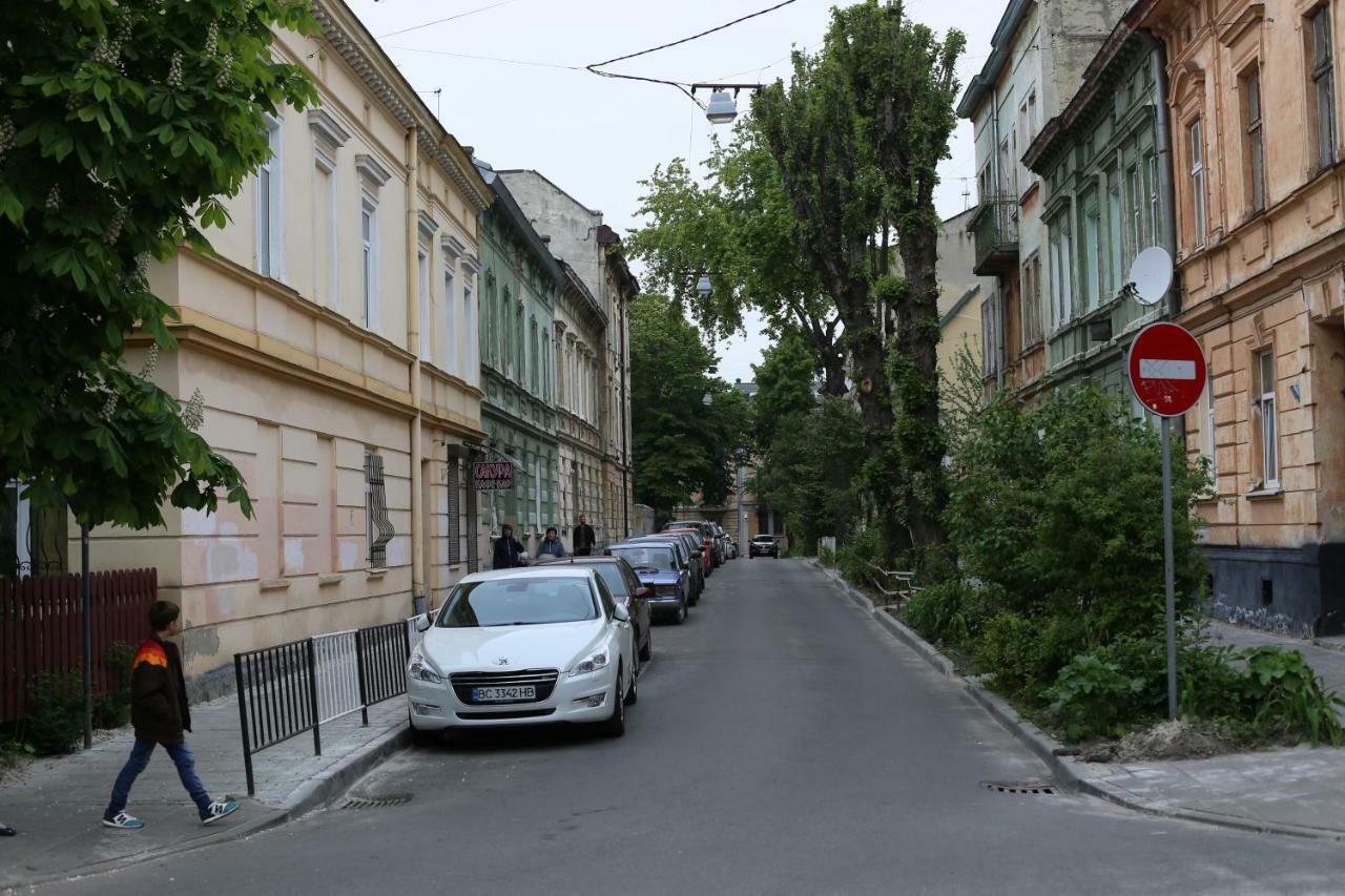 Old Lviv Apartment Экстерьер фото